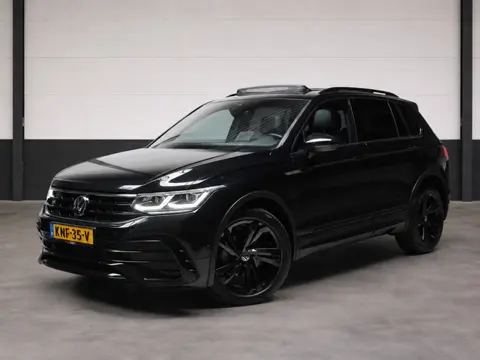 Volkswagen TIGUAN 1.5 TSI R-Line Pano ACC IQ Trekh HUD Leder