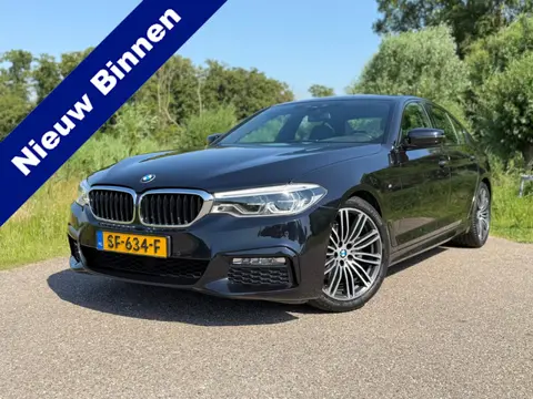 BMW 5-serie 520i High Executive M-Sport / Automaat / Camera / Climate Control / Goed Onderhouden / N