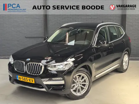 BMW X3 xDrive20i (184 pk) Executive automaat - sportstoelen - half leder - elek. trekhaak - groot na