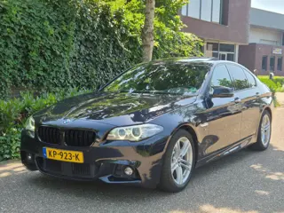 BMW 5-serie M Sport Edition High Executive Schuifdak Adaptieve Cruise Control Virtual Dash NAP 520i 