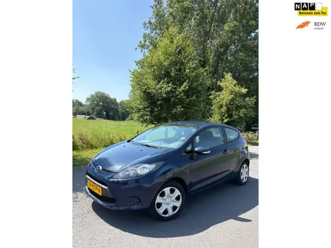 Ford Fiesta 1.25 Limited, NAP trekhaak.