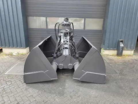 clamshell 2250 liter