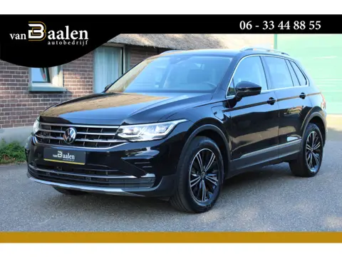 Volkswagen Tiguan 1.4 TSI eHybrid ELEGANCE SOh 91,1% NAVI IQ LED TREKHAAK 85000KM!!!