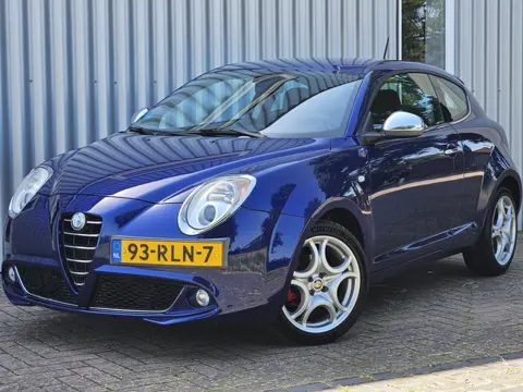 Alfa Romeo MiTo 1.4 Turbo Distinctive /Airco/Cruise/Nieuwe APK!