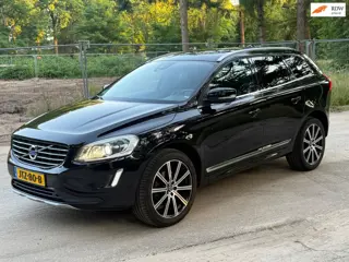 Volvo XC60 2.4 D5 4WD Summum 2 Tone leder Pano 2015 Zwart