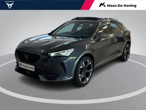 CUPRA Formentor 1.4e-Hybrid 180kW/245PK VZ DSG · Panoramadak · Apple/Android Car Play · Stoel- & stu