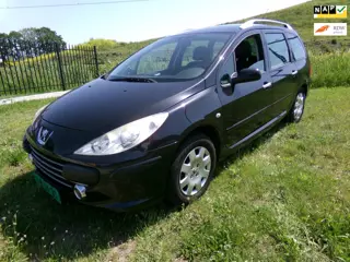 Peugeot 307 SW 1.6-16V 7 persoons