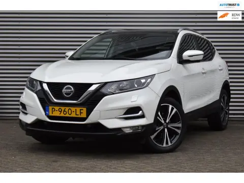 Nissan Qashqai 1.3 DIG-T N-Connecta, Airco, Ecc, Navi, Camera, Panoramadak.