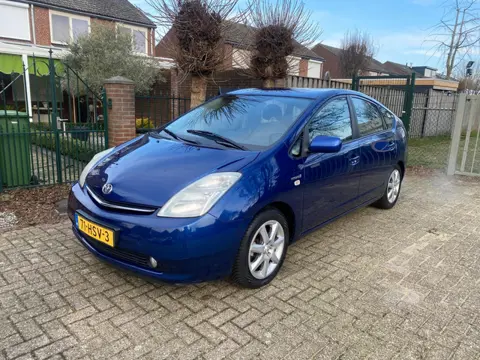 Toyota Prius 1.5 VVT-i Business Edition .