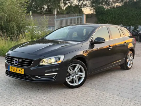 Volvo V60 2.4 D6 AWD Plug-In Hybrid Summum Automaat