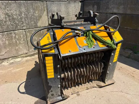 MB CRUSHER HDS 314 zeefbak (bj 2021)