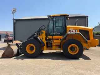 JCB 427 HT (bj 2021)