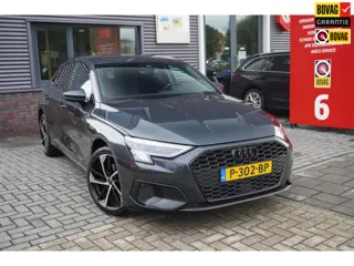 Audi A3 Sportback 30 TFSI Advanced edition / Stoelverwarming / Carplay / Cruise