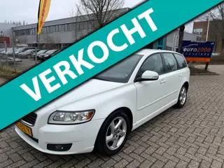 Volvo V50 1.6 D2 Sport - AIRCO - TREKHAAK - CARPLAY !