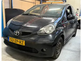 Toyota Aygo 1.0-12V Sport|NAP|APK05-26|Leestekst|Handel/Export|DefecteKoppakking|