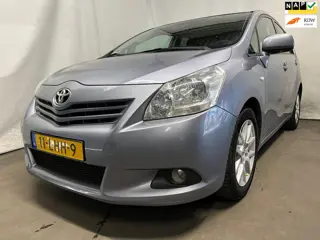 Toyota Verso 1.8 VVT-i Business 7p. - Motorlamp - Schade