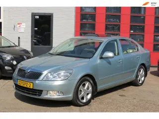 Skoda Octavia 1.2 TSI Elegance Business Line, AUTOMAAT , AIRCO , OPEN DAK