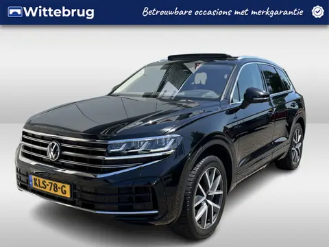Volkswagen Touareg 3.0 TSi eHybrid 4MOTION Elegance / AUTOMAAT/ 381PK/ PANO/ TREKHAAK/ ACC/ MEMORY S