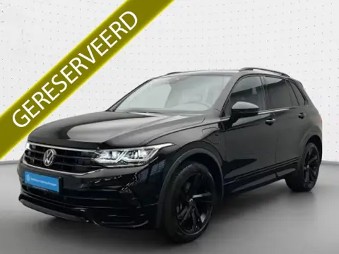 Volkswagen Tiguan 1.4 TSI eHybrid R-Line BLACK ST. ** IQ LIGHT, VIRTUAL, PANORAMA, TREKH, 19-inch LM