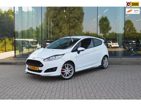 Ford Fiesta 1.25 Titanium | Airco | Elek ramen voor | Stoel Verw.| PDC