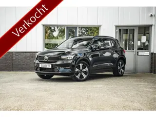 Volvo XC40 Recharge Core 70 kWh | Apple Carplay/Android Auto | Camera | 1500kg trekgewicht