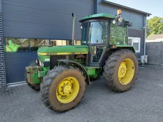 John Deere 2650