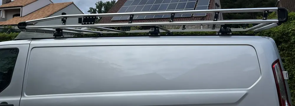 Dakdrager -Bagagedrager/Portbagage ALURACK met windspoiler en rol achterzijde