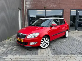 Skoda Fabia 1.2 TSI Ambition | Kuipstoel | Trekhaak | PDC | Airco | Cruise