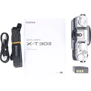 Tweedehands Fujifilm X-T30 II Zilver Body CM7138