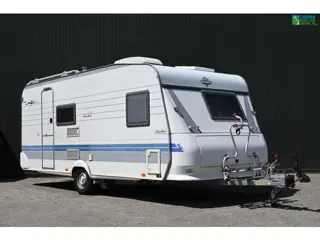 Hobby Excellent Easy 500 KMFe Stapelbed Mover Voortent Airco