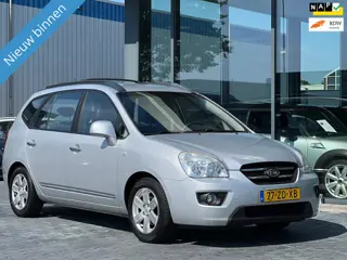 Kia Carens 2.0 CVVT X-ECUTIVE LEDER NAVIGATIE