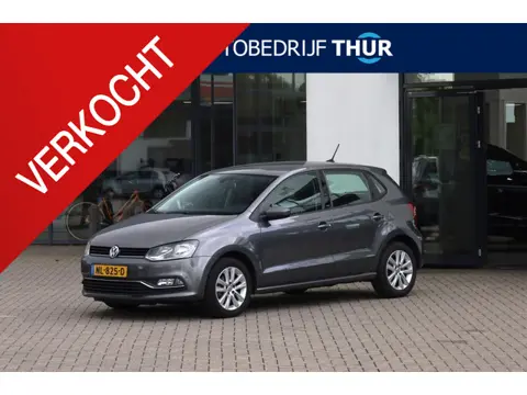 Volkswagen Polo 1.2 TSI Comfortline 90PK / 66kW, Airco, parkeersensoren voor en achter (pdc), naviga
