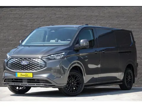 Ford E-Transit Custom L2H1 218Pk Aut. | Elektrisch | Limited 340 | 2xSchuifdeur | Spoilerpack | 360°