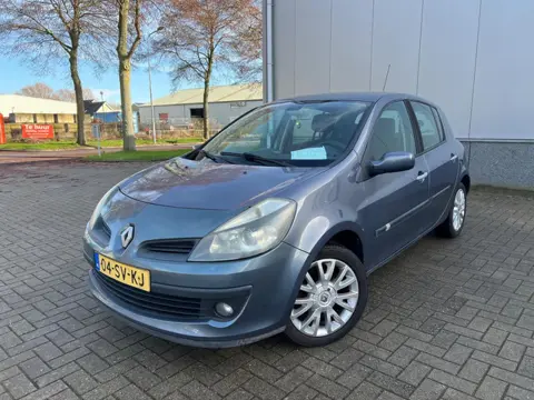Renault Clio 1.4-16V Dynamique Luxe