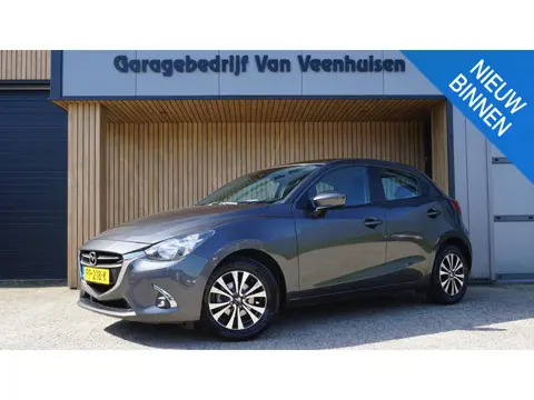 Mazda 2 1.5 Skyactiv-G 90pk Dynamic 5Drs Navi 15inch LM Airco Cruise Control *NL auto* 93267km!