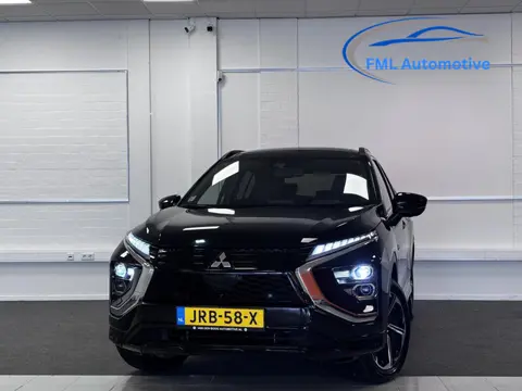 Mitsubishi Eclipse Cross 2.4 PHEV Instyle | Leder | Panorama dak | 4seizoenen banden |