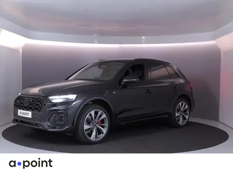 Audi Q5 50 TFSI e S edition Competition 299pk | Panoramadak | Head up Display | Trekhaak | B&O Audio