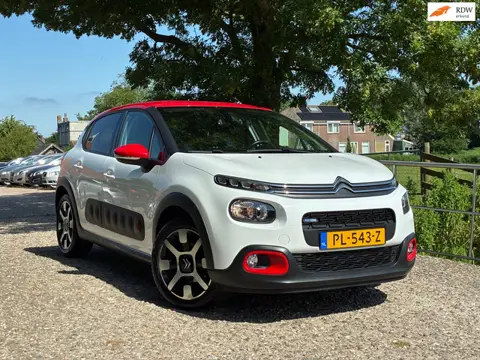 Citroen C3 1.2 PureTech Shine | Cruise + Clima + Navi nu € 6.975,-!!!
