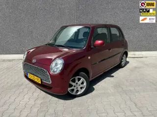 Daihatsu Trevis 1.0 | AIRCO: IJSKOUD | AUX/USB | SPOTIFY TE BELUISTEREN | ELEK RAMEN | ELEK SPIEGELS