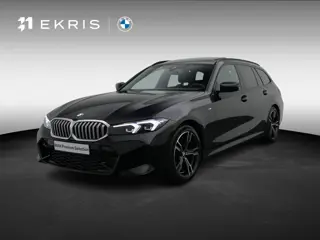 BMW 3 Serie Touring M Sportpakket | Panoramadak | Trekhaak | Achteruitrijcamera | Parking Assistant 