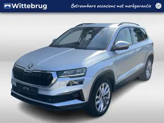 Škoda Karoq 1.5 TSI ACT Style / AUTOMAAT/ TREKHAAK/ DIGITAL DASH/ NAVI/ SMARTLINK/ PARK. SENSOREN + 