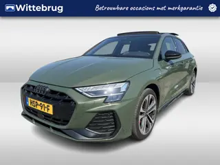 Audi A3 Sportback 45 TFSI e 272pk S edition Competition Automaat Panoramadak / Parking Plus / 18"LM 