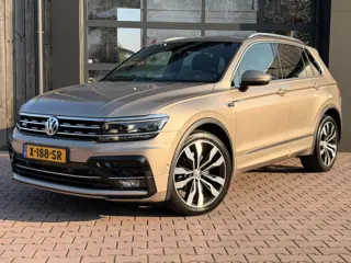 Volkswagen Tiguan 2.0 TSI 4MOTION R-line | Pano | LED | Trekhaak | LMV 20" | ACC | App-connect | Ele