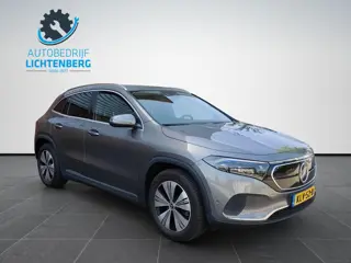 Mercedes-Benz EQA 300 4MATIC 67 kWh Progressive / Luxury Line Camera / Dodehoek / Stoelverwarming