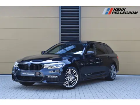 BMW 5 Serie Touring 540i xDrive High Executive * M-Sportpakket * Panoramadak * Comfortstoelen * Head