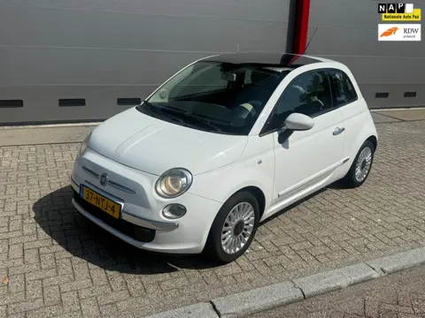 Fiat 500 1.2 Lounge | Automaat | carplay | airco
