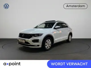 Volkswagen T-Roc 1.5 TSI R-Line 150 pk Automaat (DSG) | Navigatie via App | Panoramadak | Parkeersen