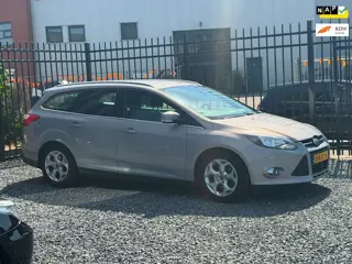 Ford Focus Wagon 1.0 EcoBoost Titanium CLIMA!BLUETOOTH!APK2027!KOOPJE!