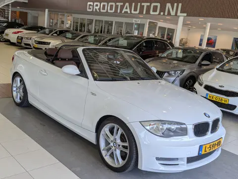 BMW 1 Serie Cabrio 118i Airco, Leder, Stuurbekrachtiging