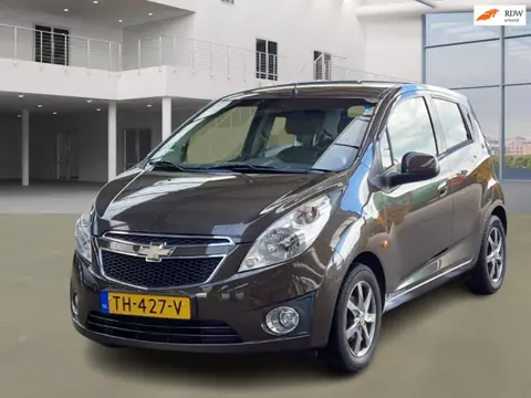 Chevrolet Spark 1.0 16V LE/NWE APK/5DEURS/AIRCO/ELEKTRISCHERAMEN